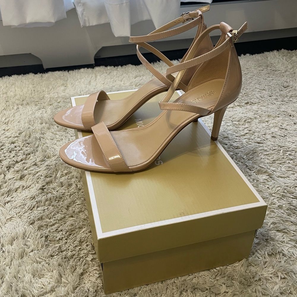 Michael Kors Ava Strappy Sandal Size 10 Blush